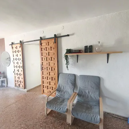 House With A Pool, Beautiful Views * Alcantera de Xuquer